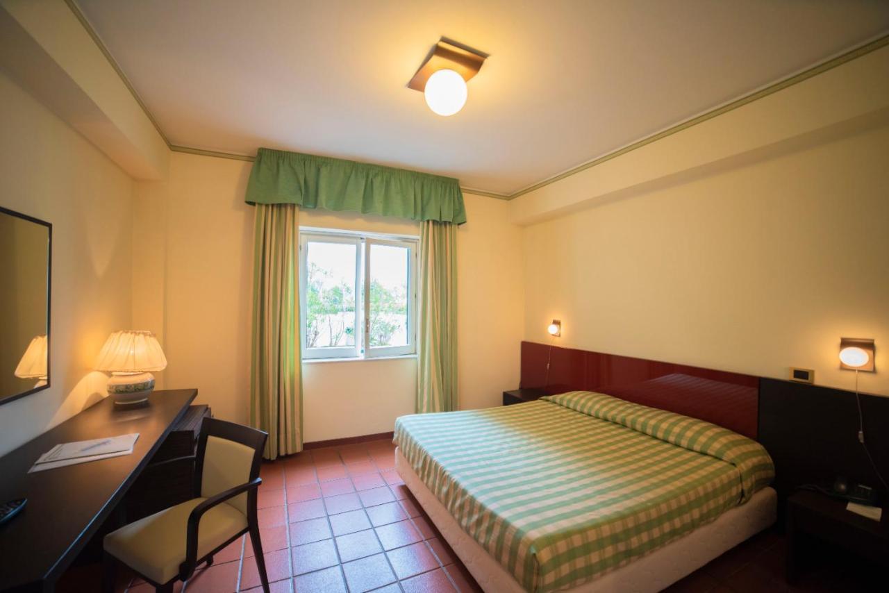 Orizzonte Acireale Hotel Екстериор снимка